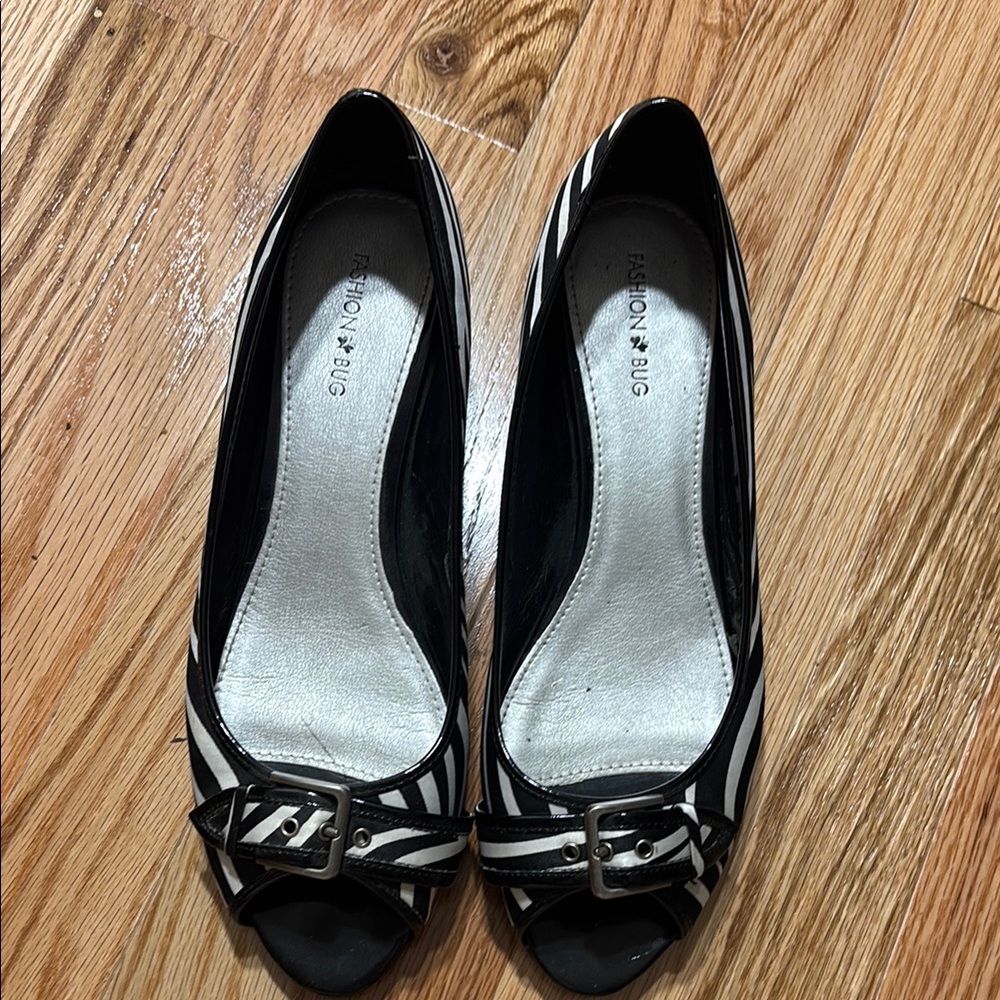 Fashion Bug Black and White Heels
